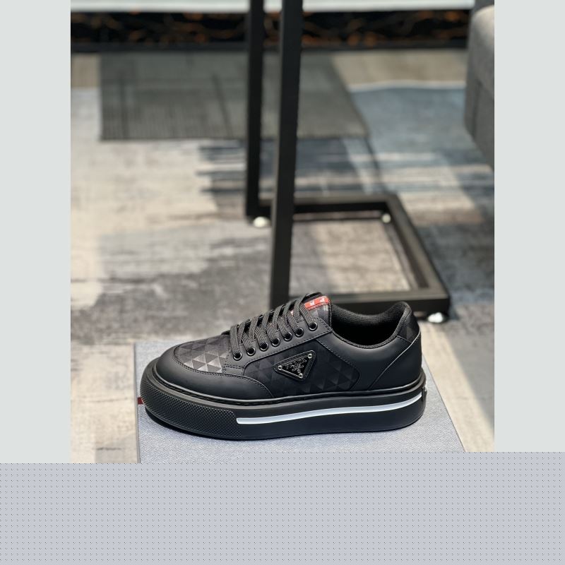 Pra*a sneakers